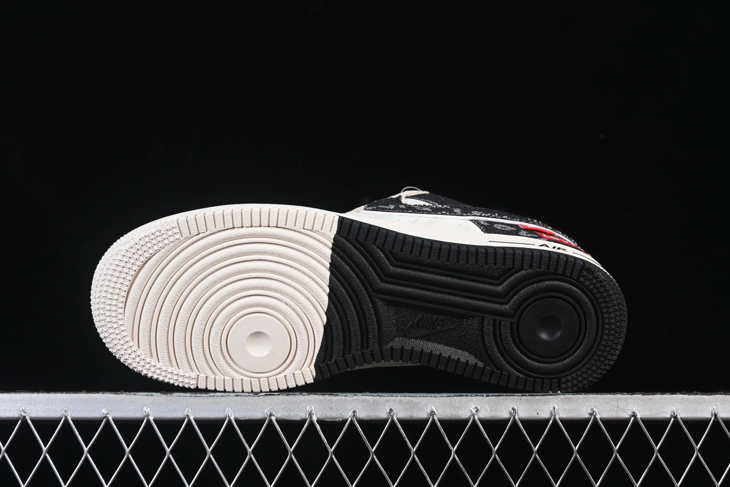 All categories Nk Air Force 1 Air Force series Nk Air Force 1 Low Air Force low-top Nike Air Force 1'07 Low Levi's joint beige black woven label Air Force 1 low-top casual sneakers MZ9588-800